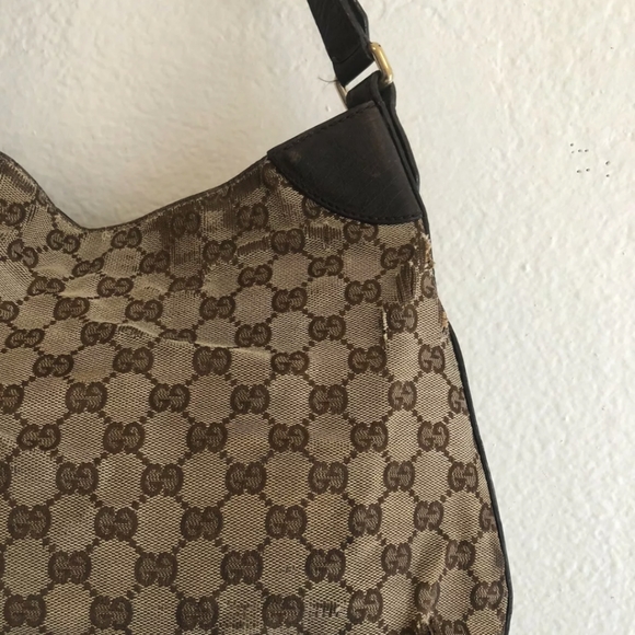 SALE!!!GUCCI HAGLER HORSEBIT PURSE..AUTHENTIC - Picture 3 of 13